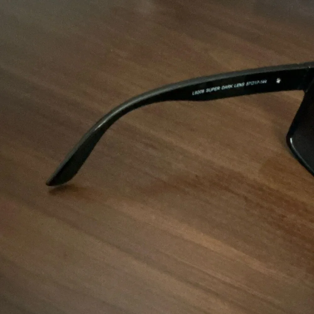 LYZOIT Sunglasses Black Frame/Black  L9208 size 57-17 great condition